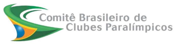 Logotipo Comitê Brasileiro de Clubes Paralímpicos: símbolo abstrato em verde, amarelo e azul à esquerda e nome da instituição em cinza à direita, fundo branco.